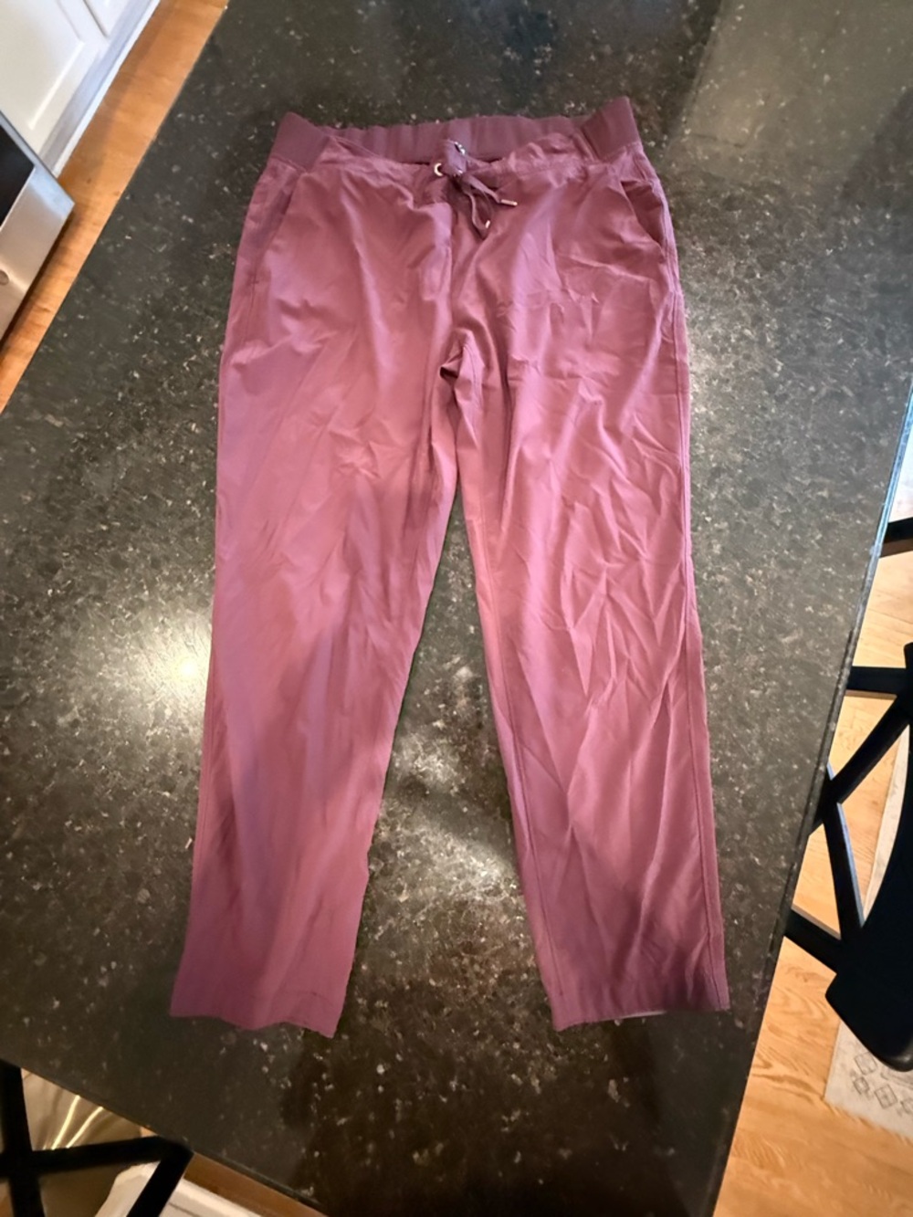 Athleta Men's Drawstring Joggers in Mauve Plum
